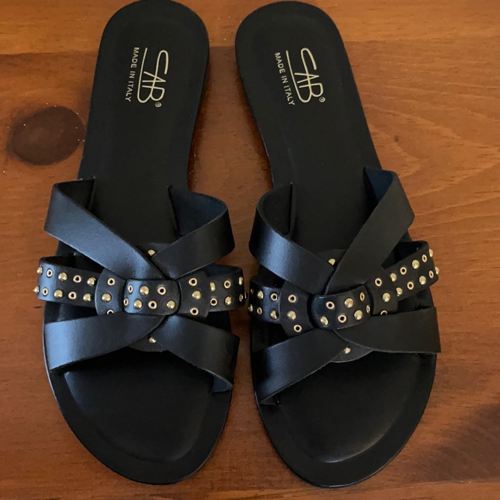 Women’s sandals